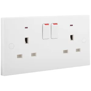 WHITE MOULDED SQUARE EDGE DOUBLE SWITCHED 13A POWE