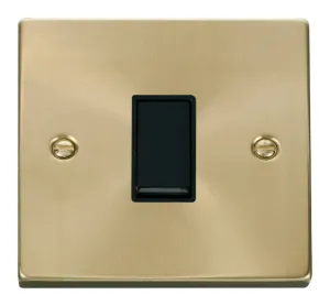 1 Gang Intermediate 10AX Switch - Black