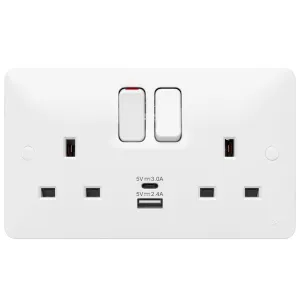 Switched Socket 2G c/w USB A+C ports