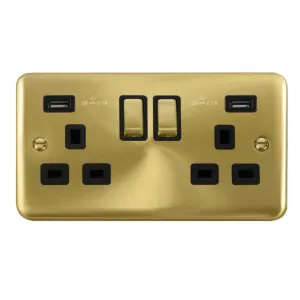 13A Ingot 2 Gang Switched Socket With Twin 2.1A US
