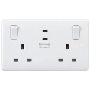 13A 2G SP Switched Socket with Dual USB-C 20V DC 3