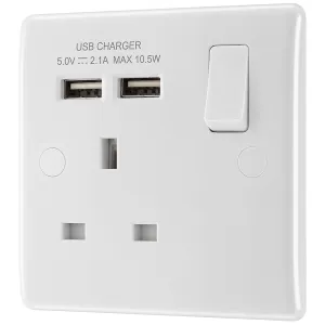 WHITE NEXUS MOULDED SINGLE SWITCHED 13A POWER SOCK