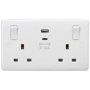 13A 2G SP Switched Socket with Dual USB A+C 20V DC