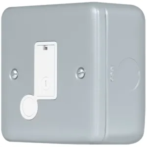 METAL CLAD PRO 3A FUSED CONNECTION WITH FLEX OUTLE